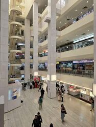 Elizabeth Tower (D9), Retail #518662131